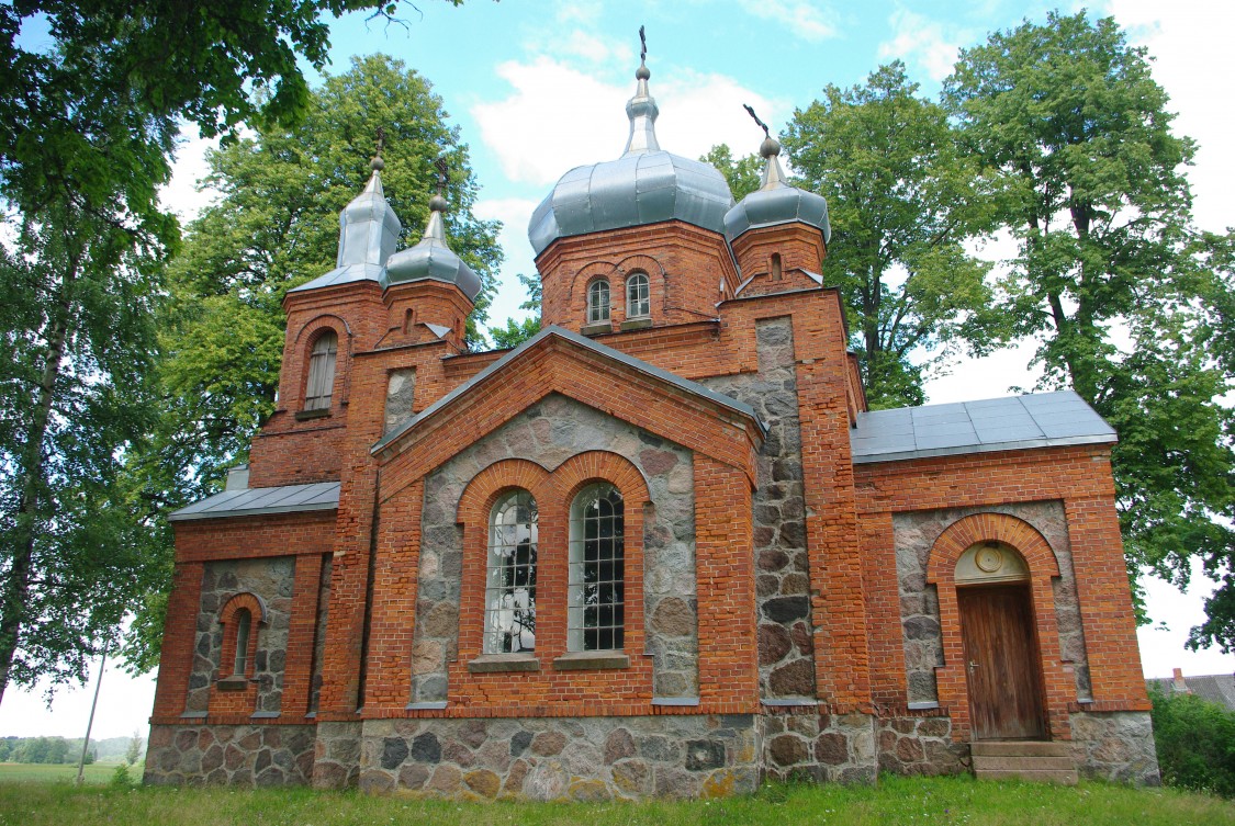 Церковь Илии Пророка, Бучауска (Мадонский край, Латвия). фасады