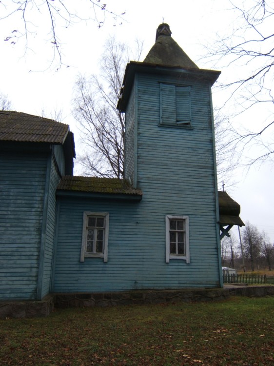 Церковь Владимира равноапостольного, Виксна (Балвский край, Латвия). фасады, Колокольня храма Св.князя Владимира
