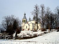 Церковь Покрова Пресвятой Богородицы, Церковь находится на возвышенности, с трёх сторон расположено кладбище.<br>, Виляка, Балвский край, Латвия
