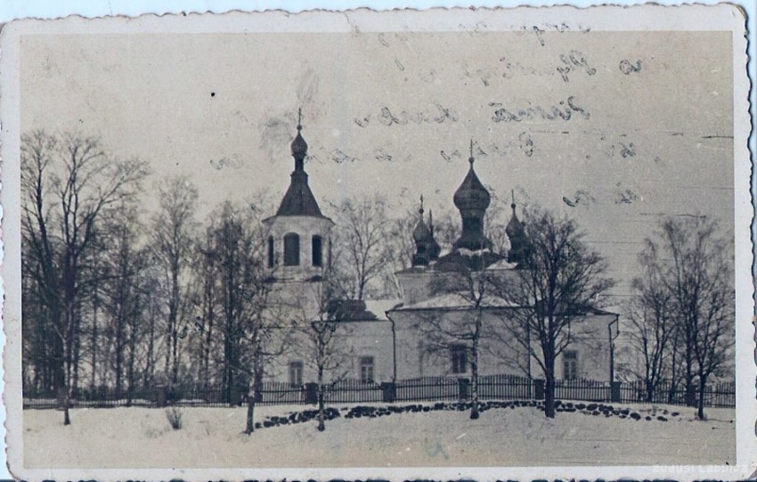 Церковь Покрова Пресвятой Богородицы, Виляка (Балвский край, Латвия). архивная фотография, Фото с сайта http://www.zudusilatvija.lv/