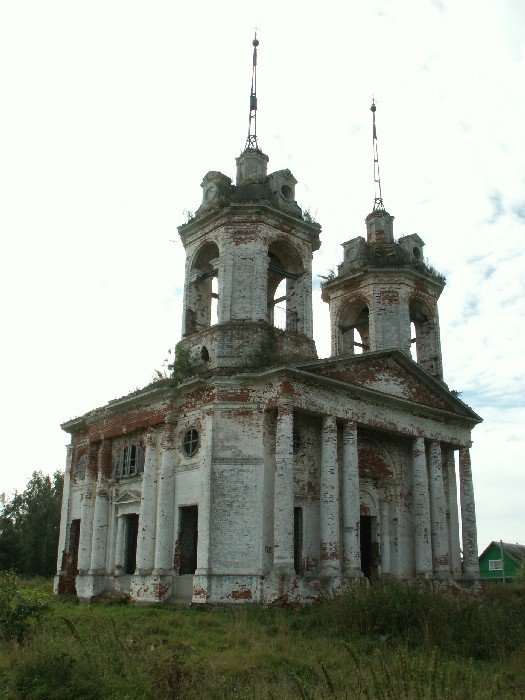 Церковь Покрова Пресвятой Богородицы, Погост (Фурмановский район, Ивановская область). фасады