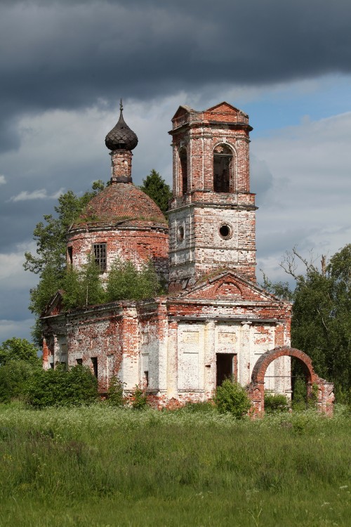 Церковново. Церковь Успения Пресвятой Богородицы. фасады