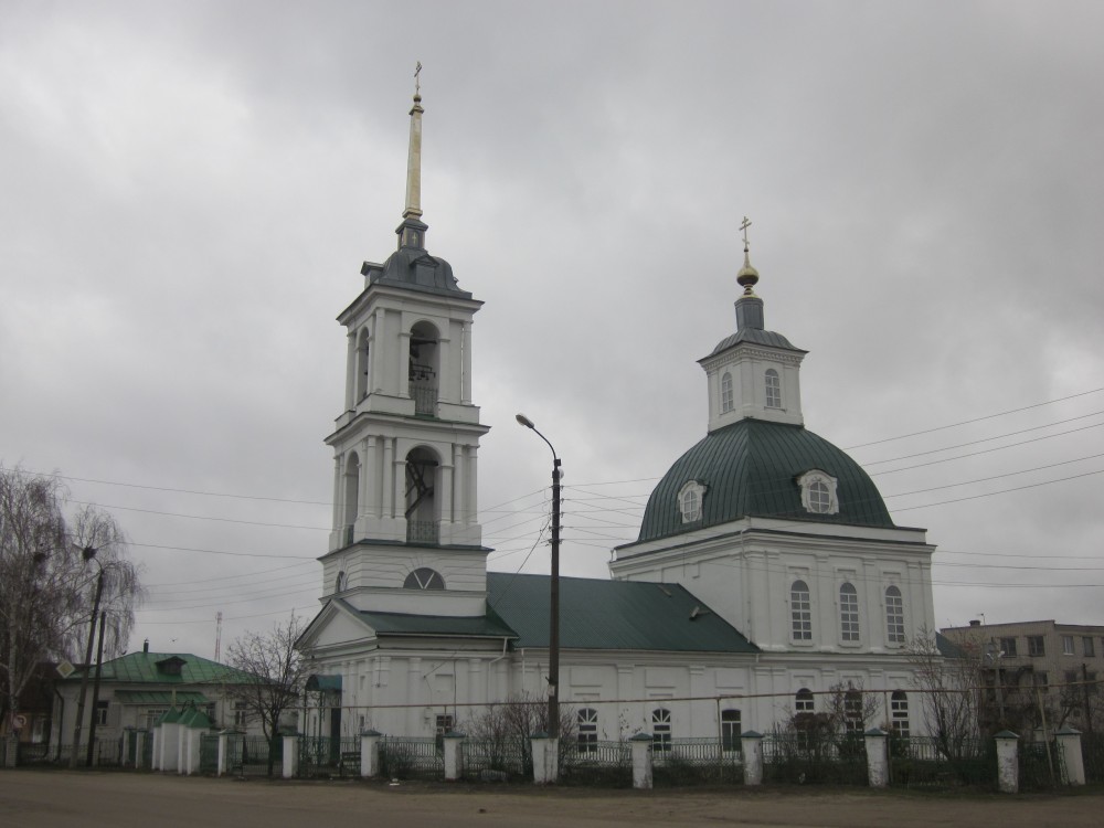 Большое Мурашкино. Церковь Троицы Живоначальной. фасады