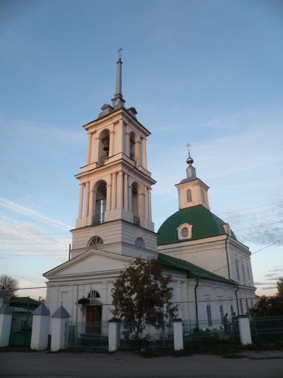 Большое Мурашкино. Церковь Троицы Живоначальной. фасады
