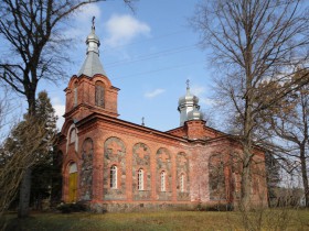 Янюкалнс. Церковь Иоанна Богослова