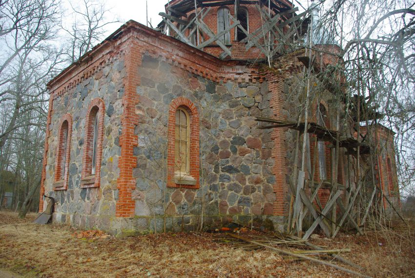 Церковь Сретения Господня, Лидере (Мадонский край, Латвия). фасады