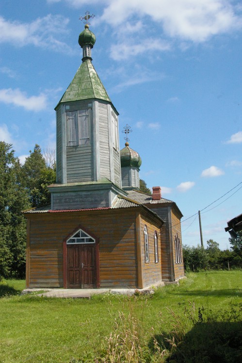 Церковь Илии Пророка, Лиепна (Алуксненский край, Латвия). общий вид в ландшафте