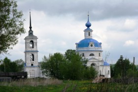 Морозовы Борки. Церковь Покрова Пресвятой Богородицы