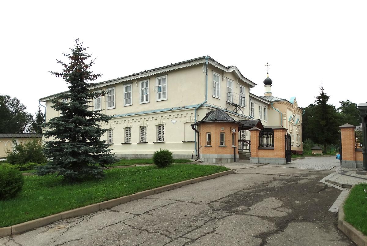 фасады. Оптина Пустынь. Церковь Илариона Великого, Козельск (Оптино) (Козельский район, Калужская область)