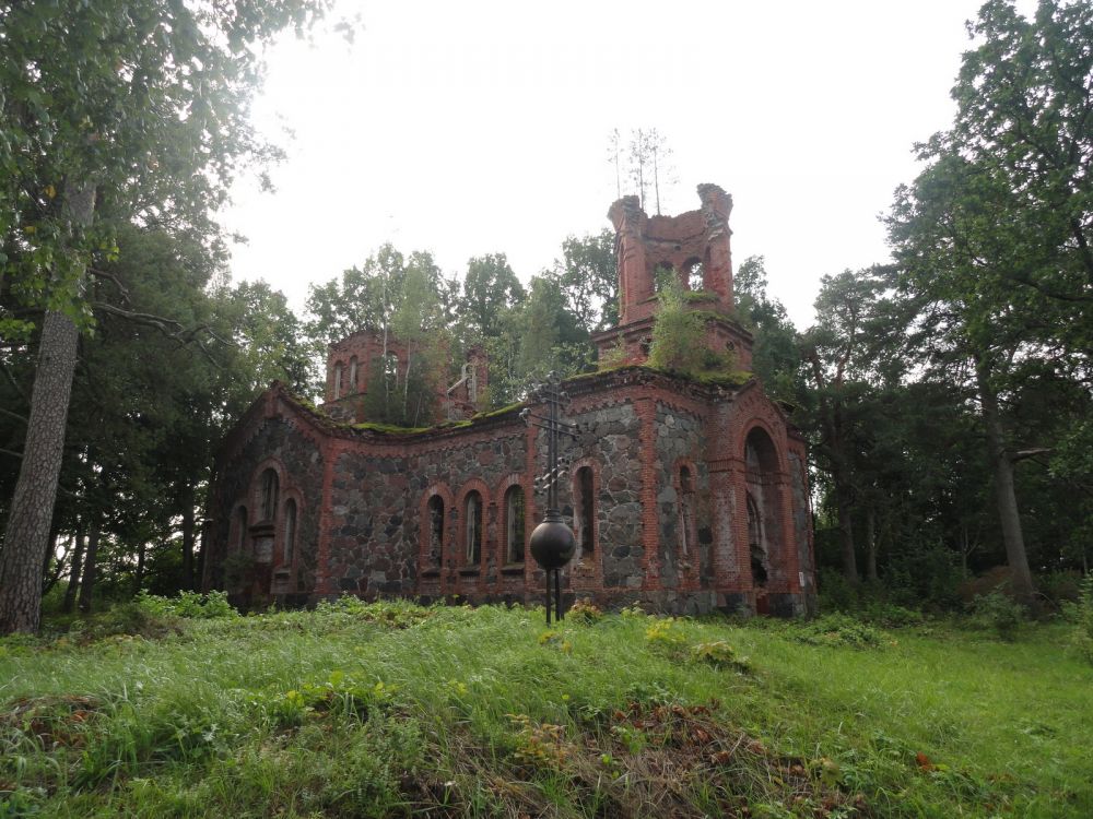 Церковь Воздвижения Креста Господня, Толка (Мадонский край, Латвия). фасады