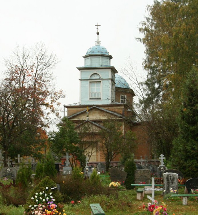 Церковь Троицы Живоначальной, Голышево (Лудзенский край, Латвия). фасады
