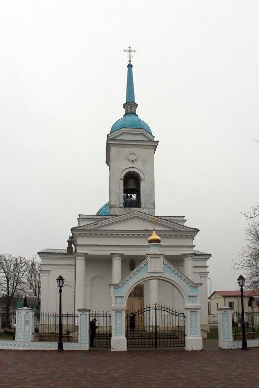 Собор Успения Пресвятой Богородицы, Лудза (Лудзенский край, Латвия). фасады