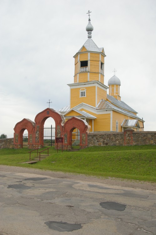 Церковь Николая Чудотворца, Лаудери (Лудзенский край, Латвия). фасады