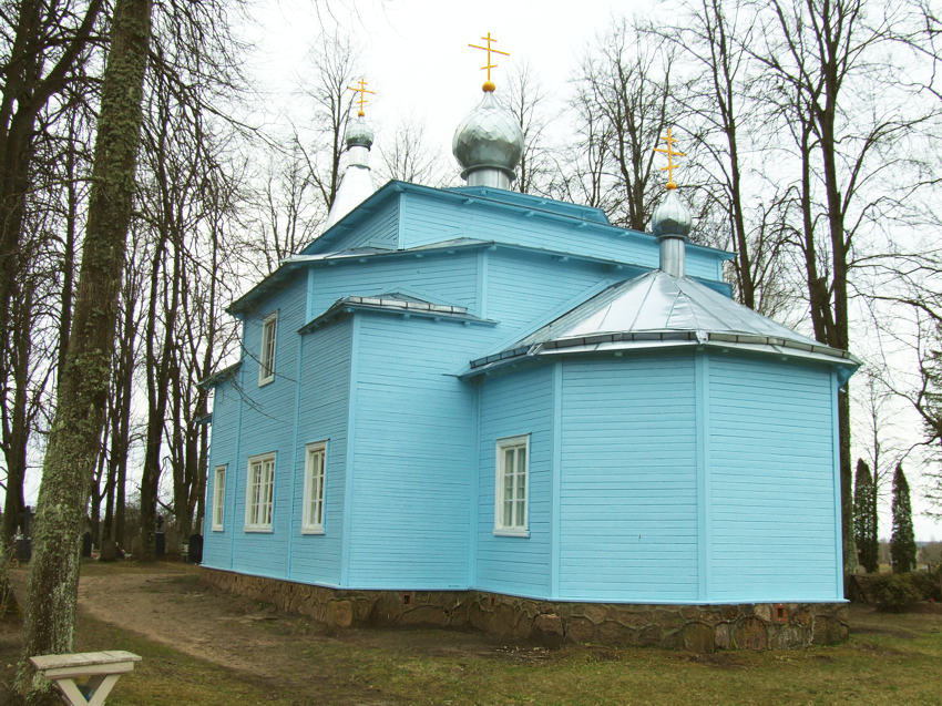 Церковь Рождества Пресвятой Богородицы, Шкилбени (Балвский край, Латвия). фасады