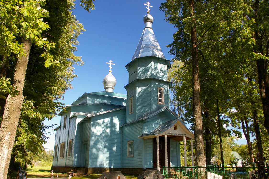 Шкилбени. Церковь Рождества Пресвятой Богородицы. фасады