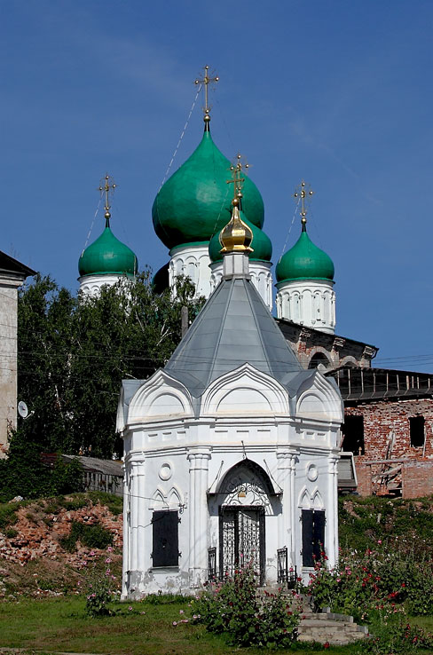 Арзамас. Спасо-Преображенский монастырь. Часовня Спаса Нерукотворного Образа. фасады