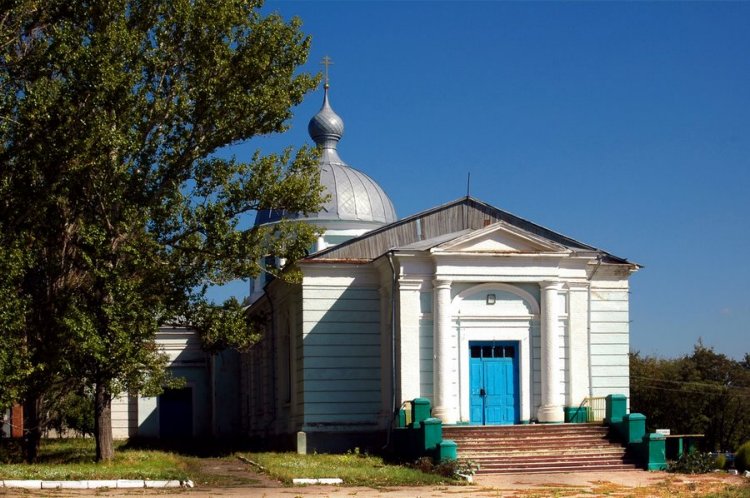 Церковь Ахтырской Иконы Божией Матери, Бугаевка (Изюмский район, Украина, Харьковская область). фасады