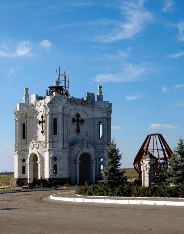 Чернещина. Церковь Николая Чудотворца. фасады, Начало строительства 60-ти метровой колокольни