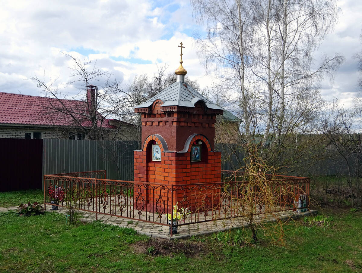 Часовня Успения Пресвятой Богородицы, Саурово (Павлово-Посадский городской округ и г. Электрогорск, Московская область). фасады