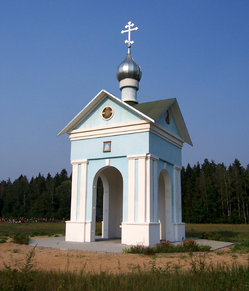 Богослово. Часовня Царственных страстотерпцев. фасады