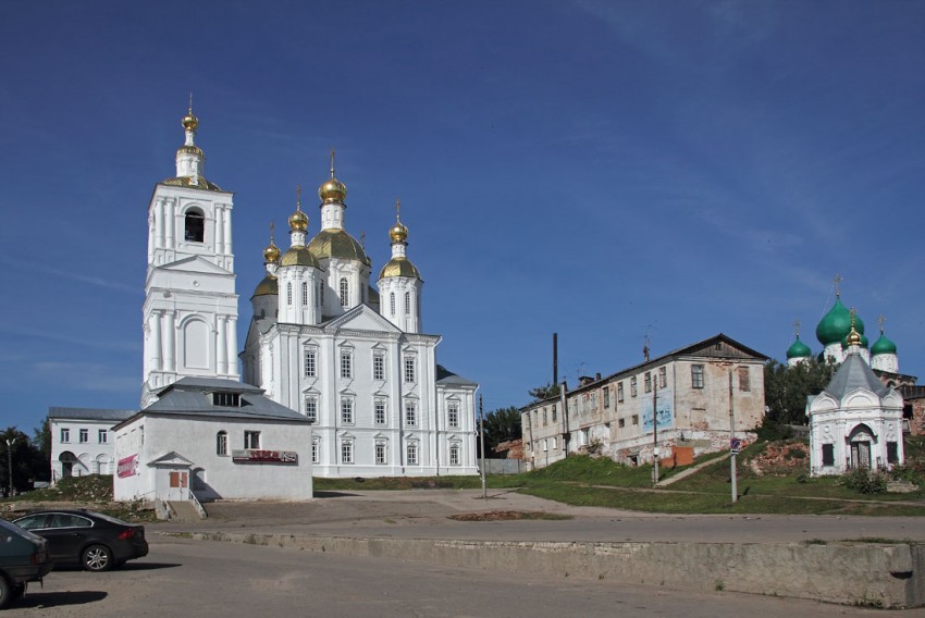 Арзамас. Спасо-Преображенский монастырь. фасады