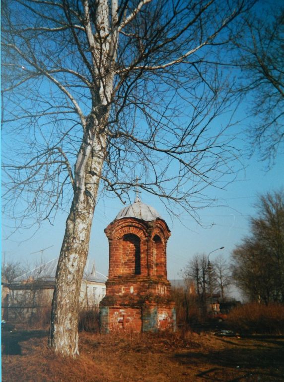 Часовенный столб, Караваево (Богородский городской округ, Московская область). фасады