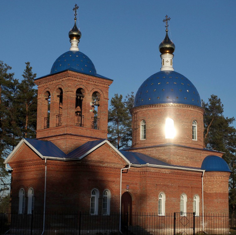 Горка. Церковь Успения Пресвятой Богородицы. фасады