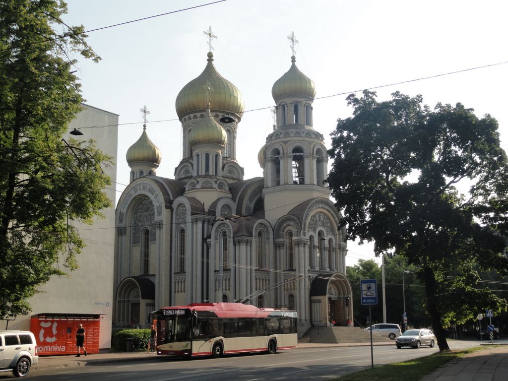 Вильнюс. Церковь Константина равноапостольного и Михаила Малеина. фасады