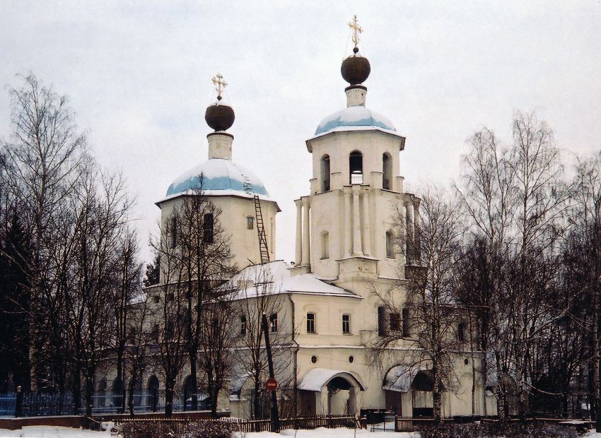 Церковь Спаса Всемилостивого в Спасском-Телешове, Солнечногорск (Солнечногорский городской округ, Московская область). фасады