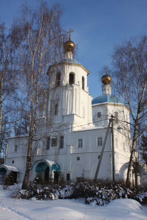 Солнечногорск. Церковь Спаса Всемилостивого в Спасском-Телешове. фасады