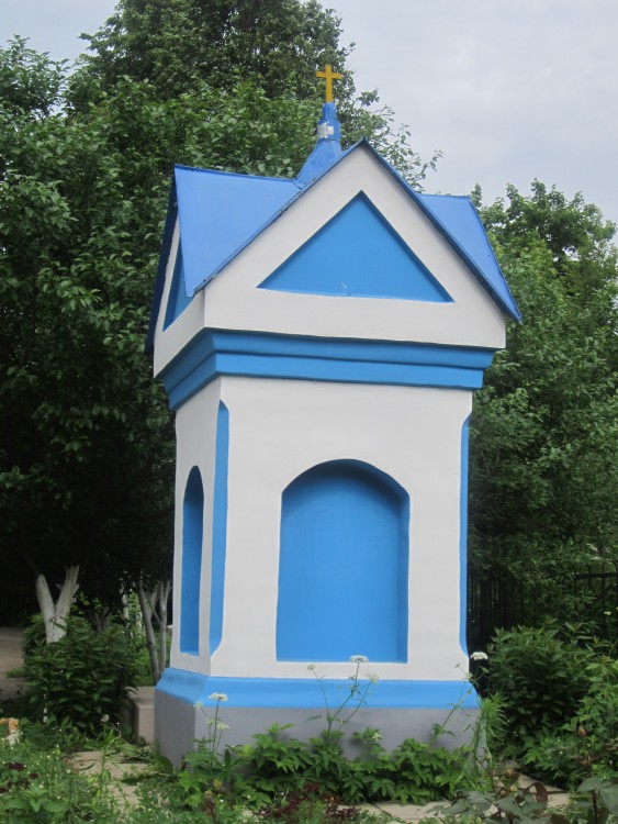 Церковь Успения Пресвятой Богородицы, Обухово (Солнечногорский городской округ, Московская область). дополнительная информация, Столп на месте алтаря старого храма