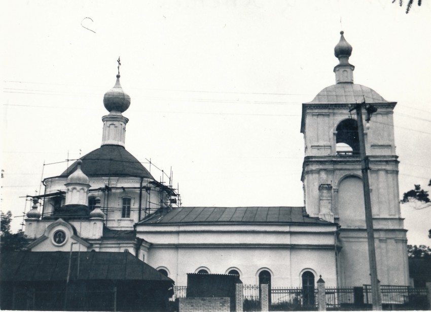 Обухово. Церковь Успения Пресвятой Богородицы. фасады