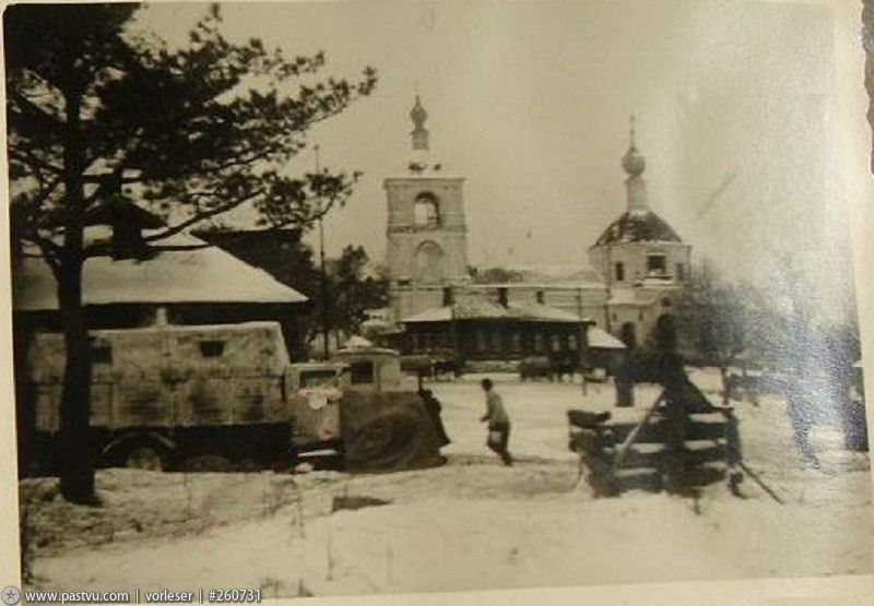 Церковь Успения Пресвятой Богородицы, Обухово (Солнечногорский городской округ, Московская область). архивная фотография, Фото с сайта pastvu.ru  Фото 1941 г.