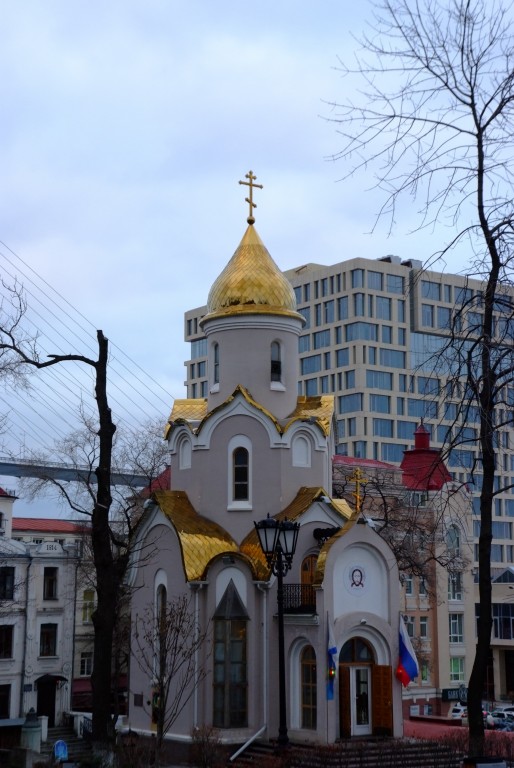 Владивосток. Церковь Андрея Первозванного при Штабе Тихоокеанского флота. фасады