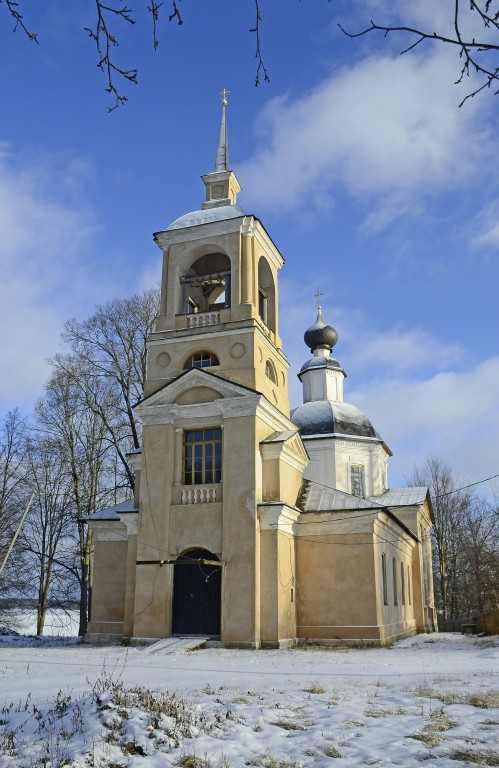 Старое Село (Бородинского с/о). Церковь Казанской иконы Божией Матери. фасады