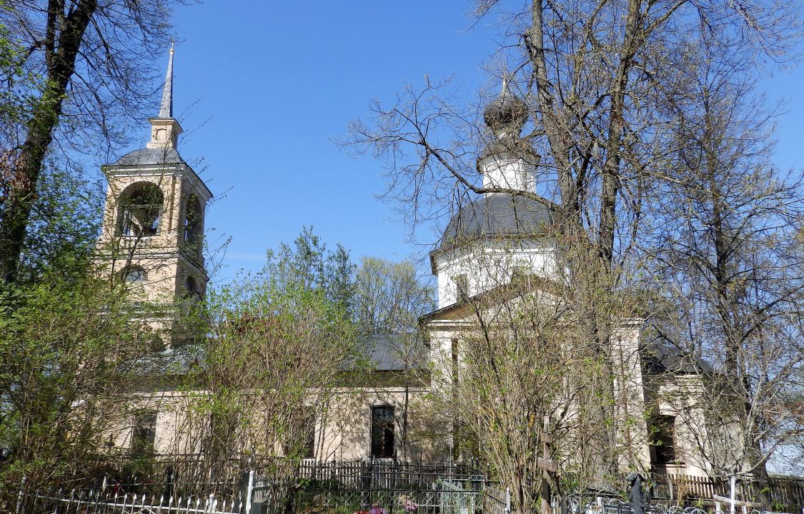 Старое Село (Бородинского с/о). Церковь Казанской иконы Божией Матери. фасады