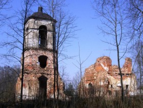 Ивакино. Церковь Димитрия Солунского