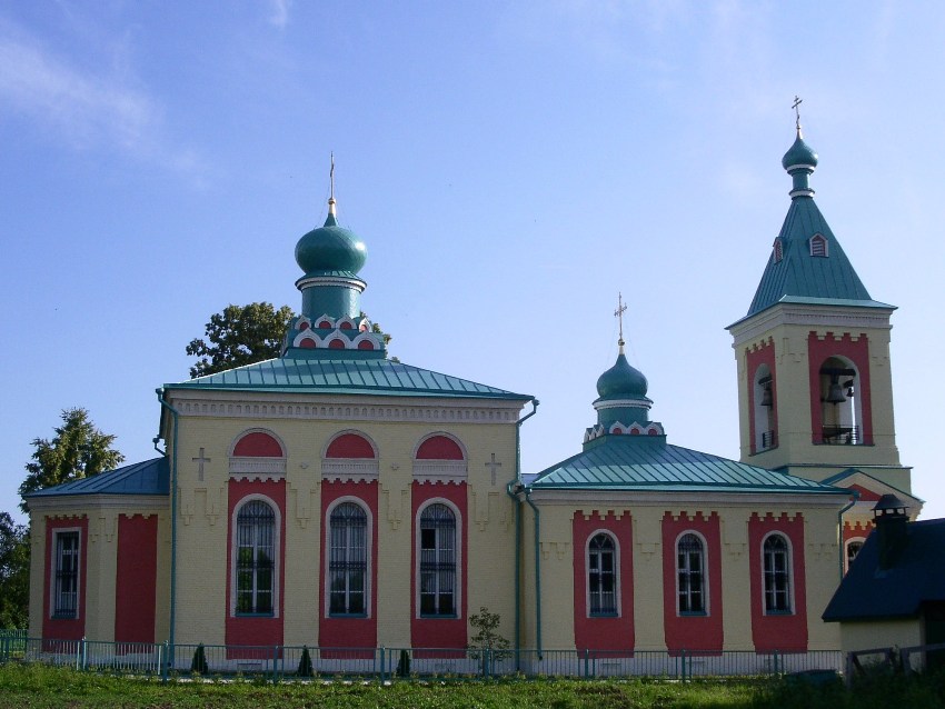 Церковь Преображения Господня, Буриново (Жуковский район, Калужская область). фасады, вид с северо-востока