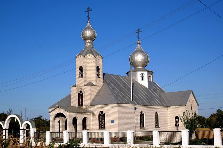 Орелька. Церковь Николая Чудотворца. общий вид в ландшафте