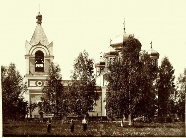 Церковь Николая Чудотворца (каменная), Заянье (Плюсский район, Псковская область). архивная фотография, Фото 1910-х годов с сайта http://img-fotki.yandex.ru/get/4206/budko-vowa.64/0_38eb6_a771990_orig