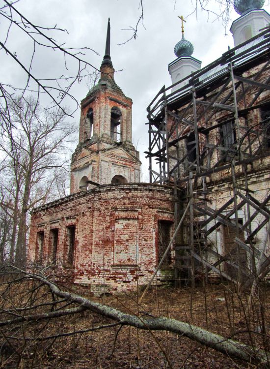 Церковь Димитрия Солунского, Дмитриевское (Заволжский район, Ивановская область). архитектурные детали, южный придел