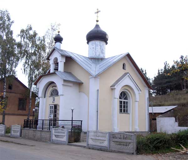 Часовня Петра и Павла, Себеж (Себежский район, Псковская область). фасады, До середины 20-х годов ХХ-го века одноимённая часовня находилась на центральной площади города.