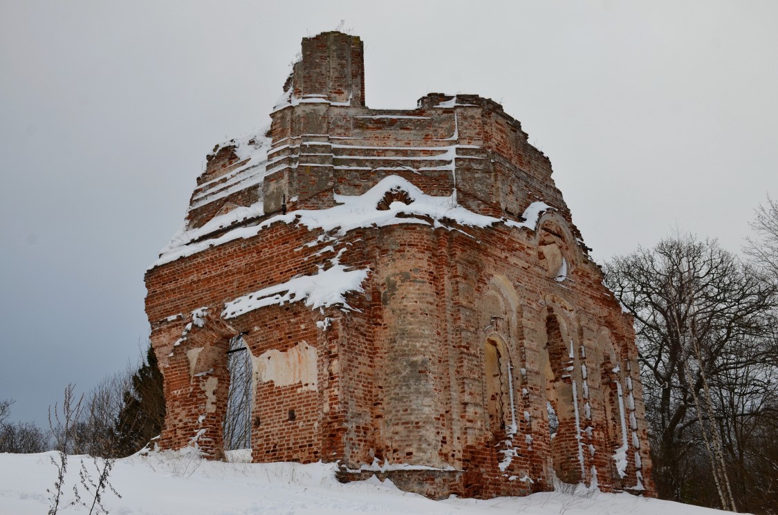 Церковь Троицы Живоначальной, Груздово (Куньинский район, Псковская область). фасады