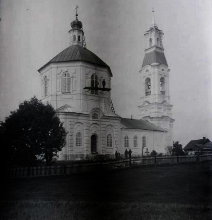 Груздово. Церковь Троицы Живоначальной. архивная фотография, Частная коллекция. Фото 1910-х годов