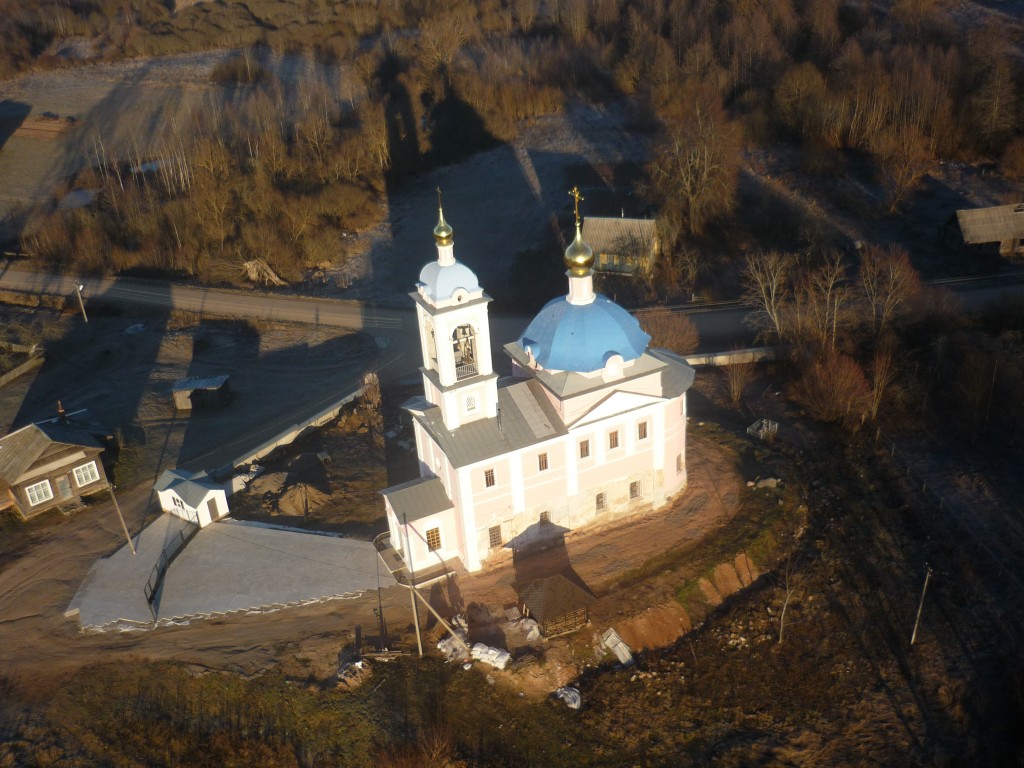 Церковь Воздвижения Креста Господня, Лукино (Куньинский район, Псковская область). общий вид в ландшафте, Лукино ц. Воздвижения Креста Господня