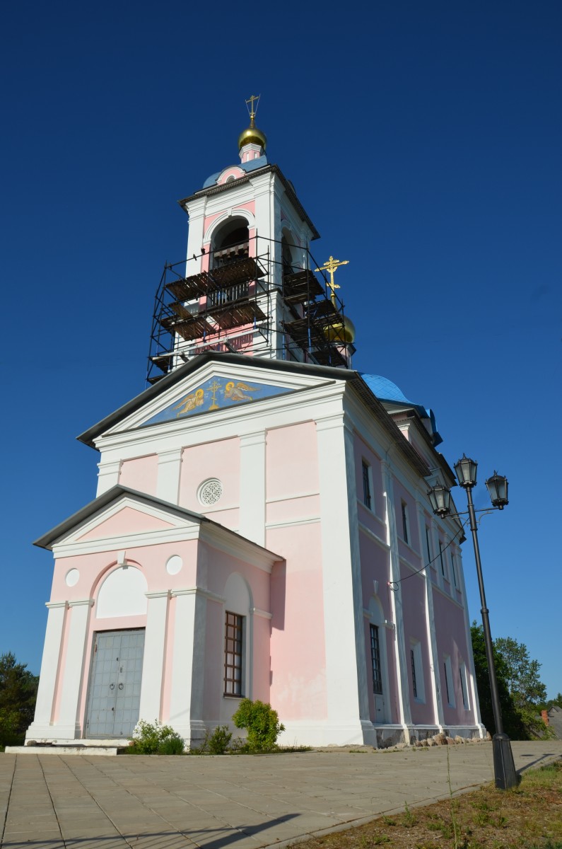 Церковь Воздвижения Креста Господня, Лукино (Куньинский район, Псковская область). фасады