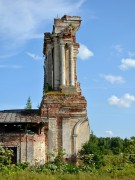 Церковь Троицы Живоначальной, Остатки восточного фасада колокольни - вид с севера<br>, Градницы, Бежецкий район, Тверская область