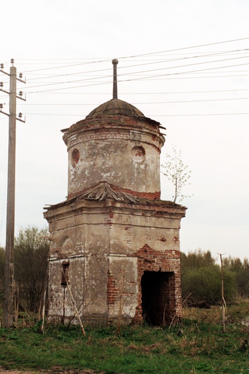 Церковь Троицы Живоначальной, Градницы (Бежецкий район, Тверская область). архитектурные детали