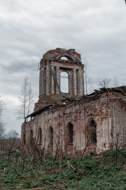 Церковь Троицы Живоначальной, Градницы (Бежецкий район, Тверская область). фасады