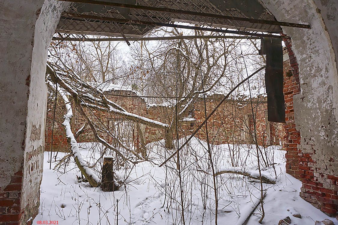 Церковь Покрова Пресвятой Богородицы, Гайново (Кимрский район и г. Кимры, Тверская область). интерьер и убранство, Трапезная